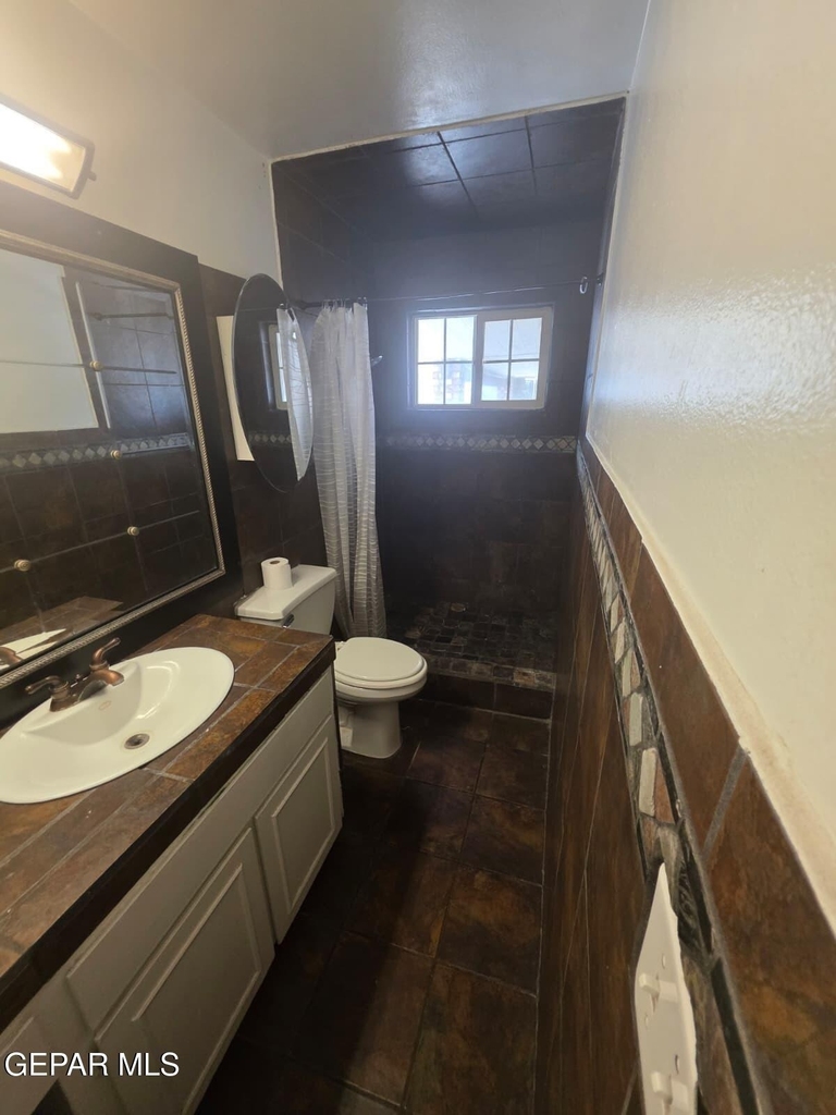 4825 Rolling Stone Avenue - Photo 11