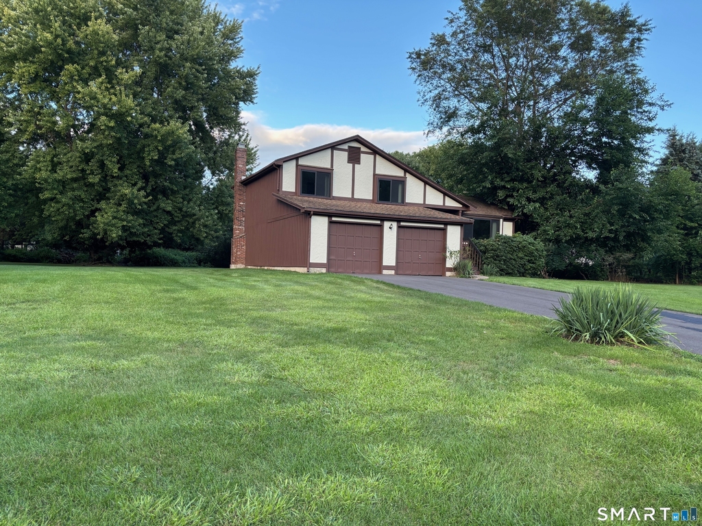 33 Lochview Drive - Photo 1