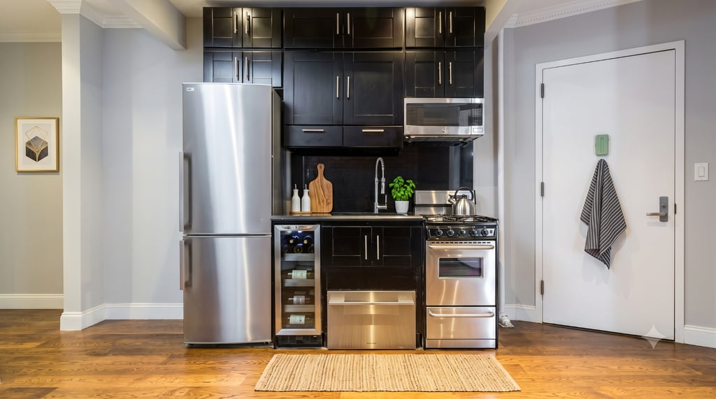3 West 103rd Street - Photo 2