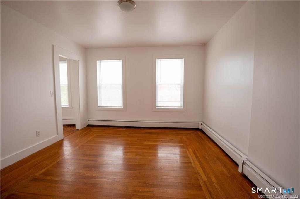 100 Lyon Street - Photo 4