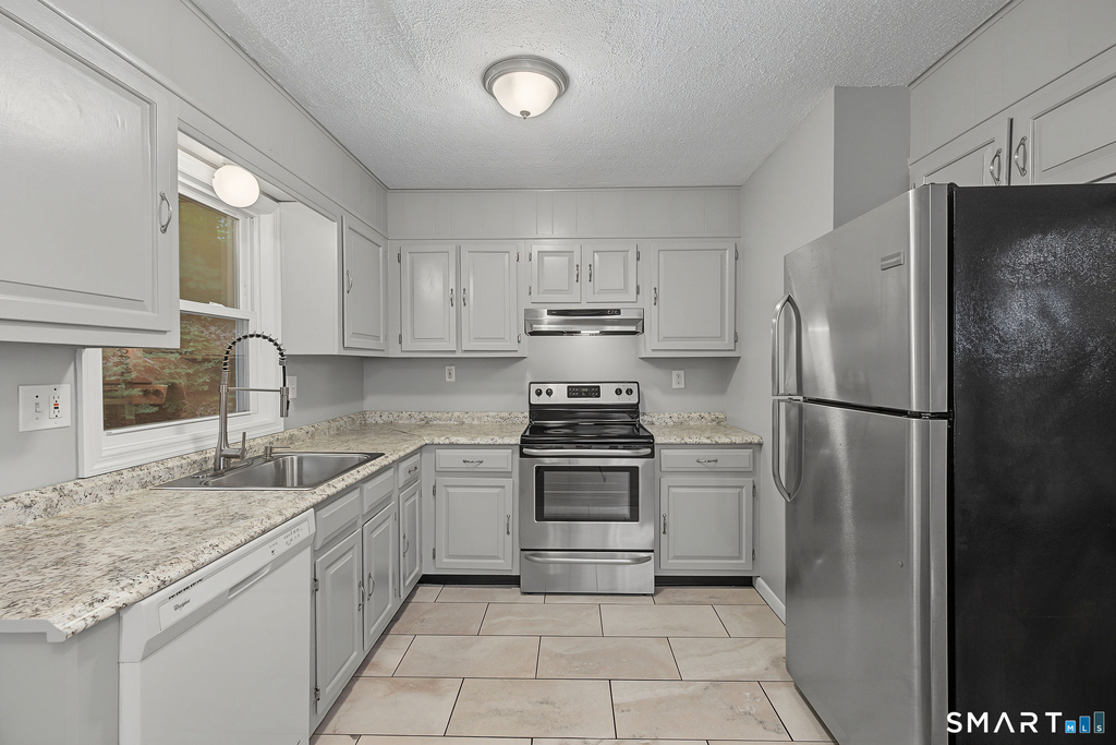 6 Irving Place - Photo 6