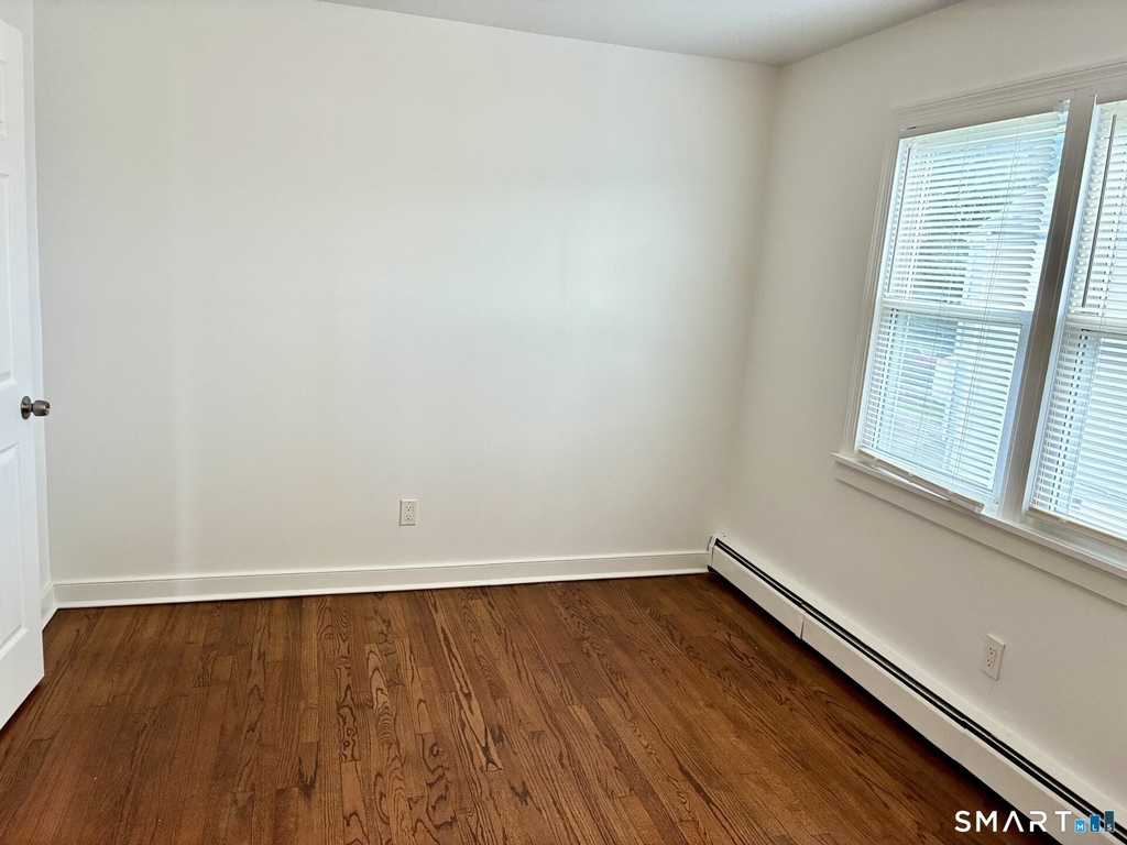 658 Beechmont Avenue - Photo 11