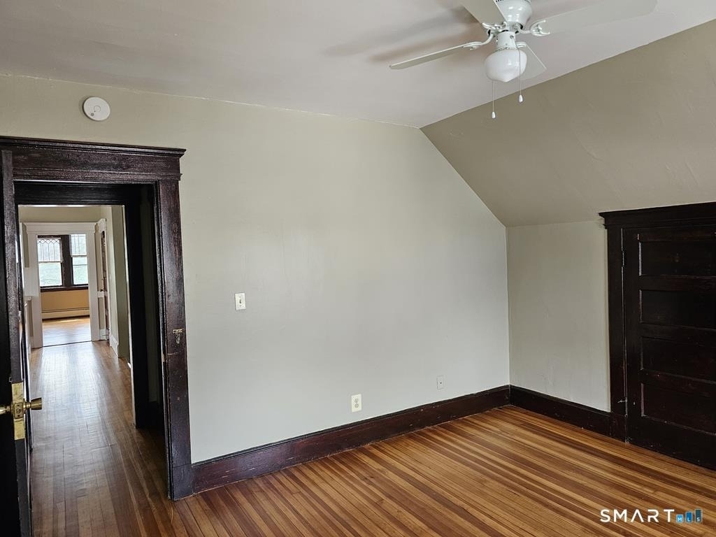 169 Winchester Avenue - Photo 12