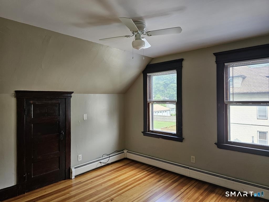 169 Winchester Avenue - Photo 13