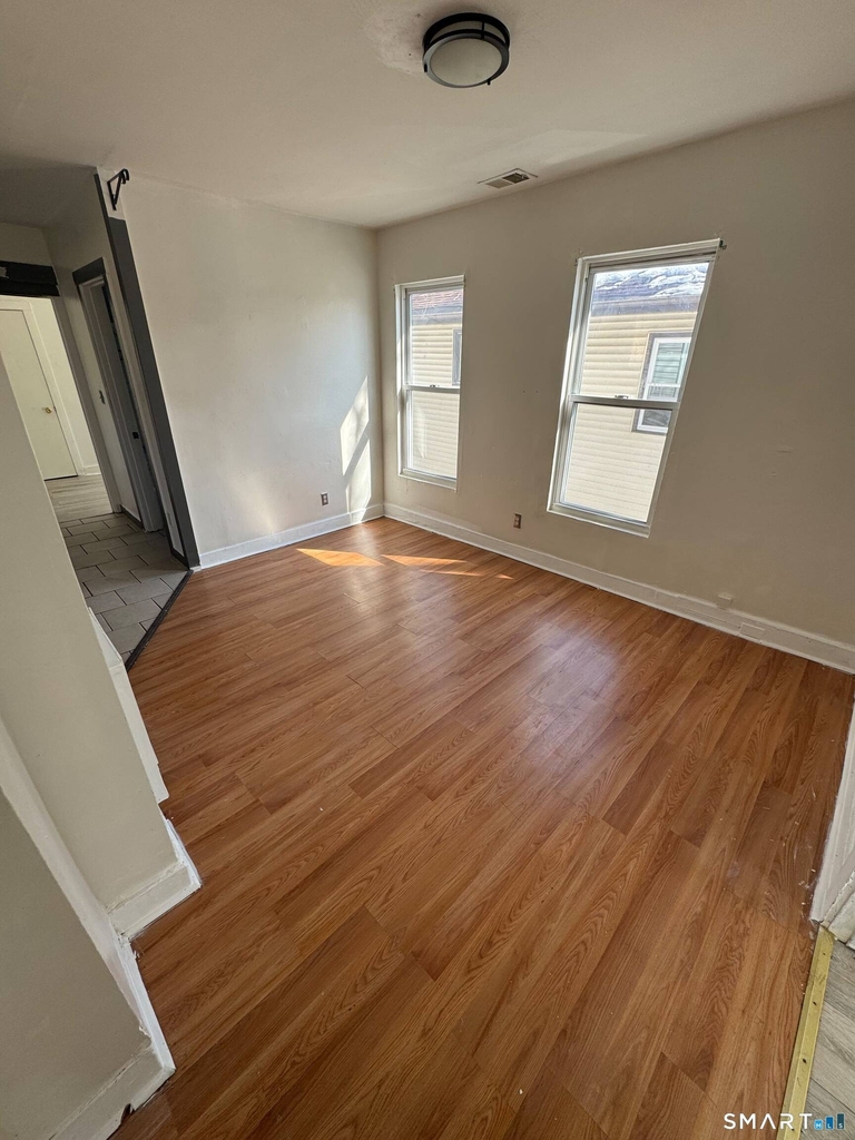 27 Lilac Street - Photo 2