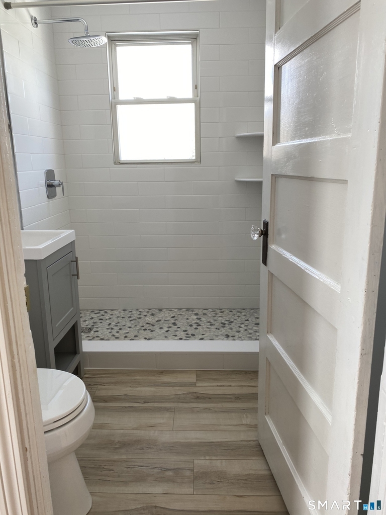 51 Indian Neck Avenue - Photo 10