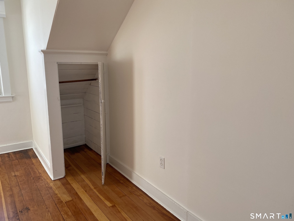51 Indian Neck Avenue - Photo 11