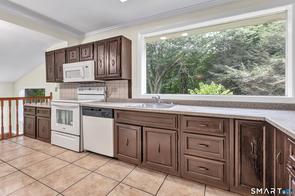 21 Old Redding Road - Photo 33