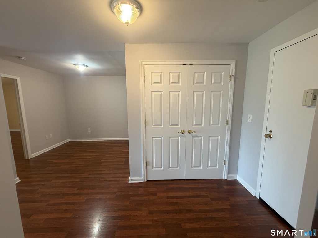 1460 Elm Street - Photo 4