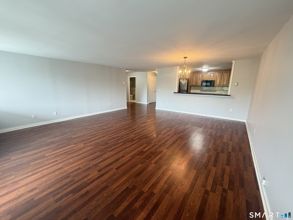 1460 Elm Street - Photo 7