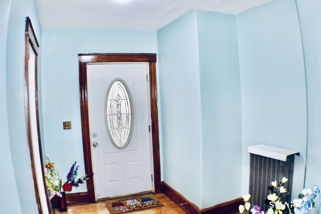 51 Brownell Avenue - Photo 5