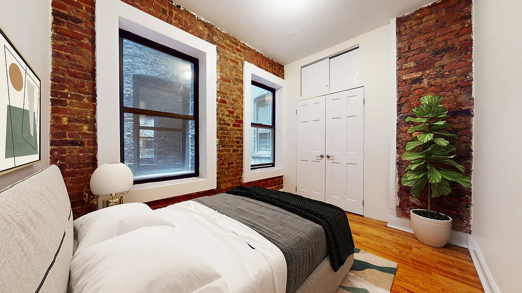 east 12th Street - Photo 1