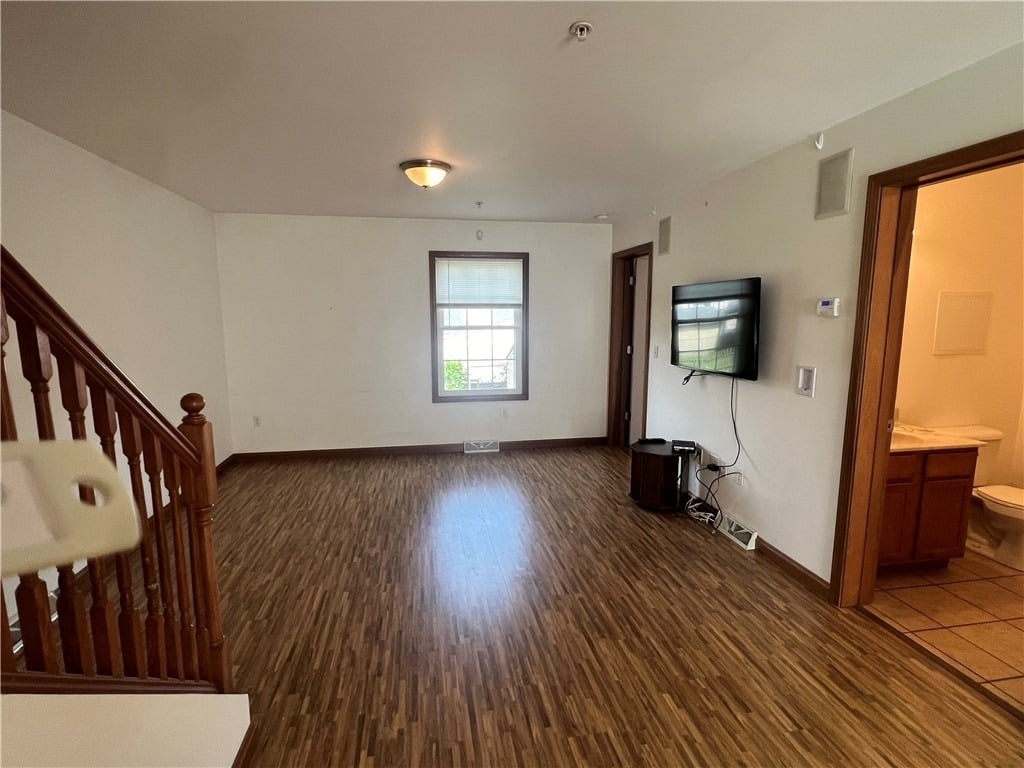 535 2nd St - Photo 1