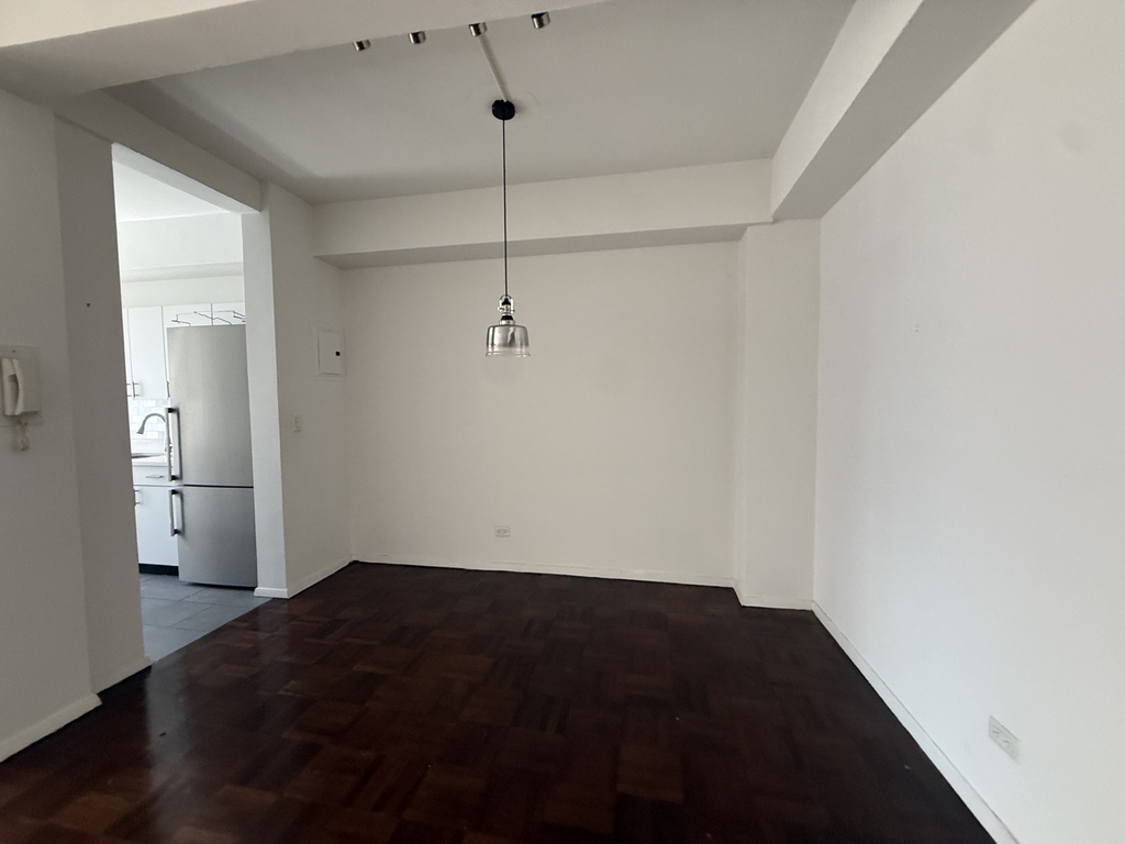 157 East 57th Street - Photo 1
