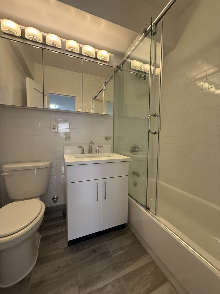 157 East 57th Street - Photo 14