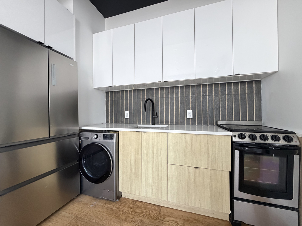 978 Bedford Avenue - Photo 1