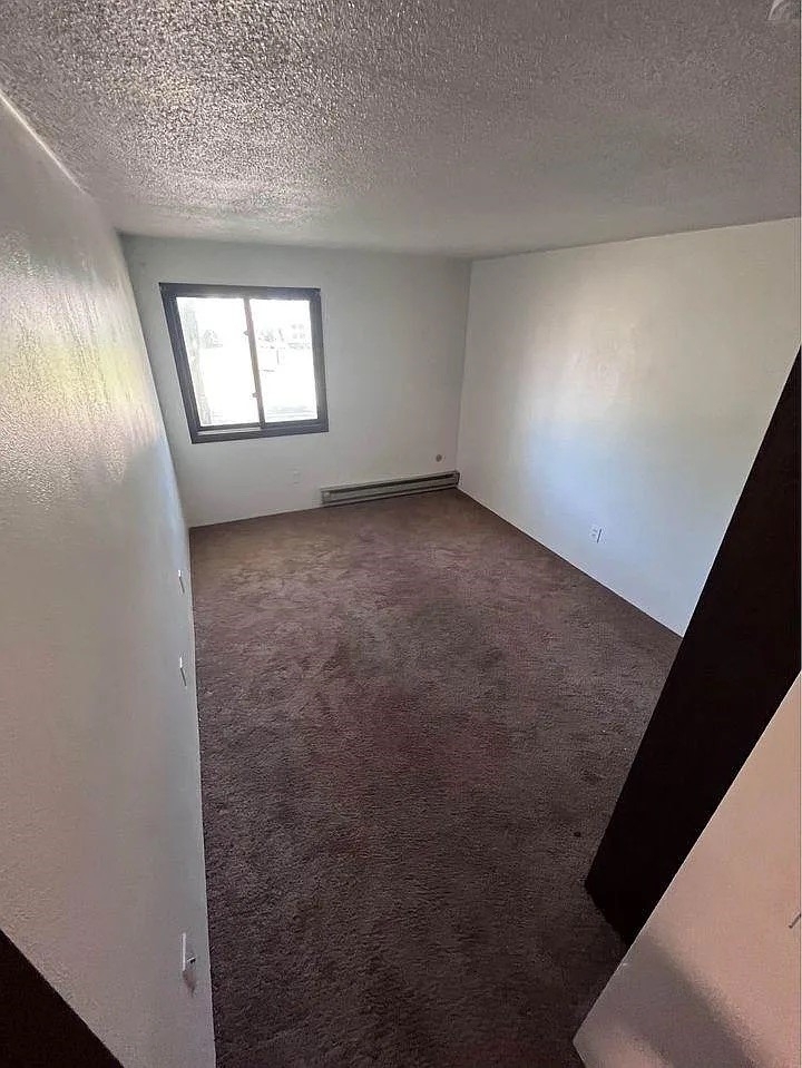 400 East Main Street - Photo 3