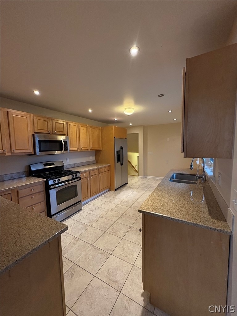 215 Locksley Road - Photo 5