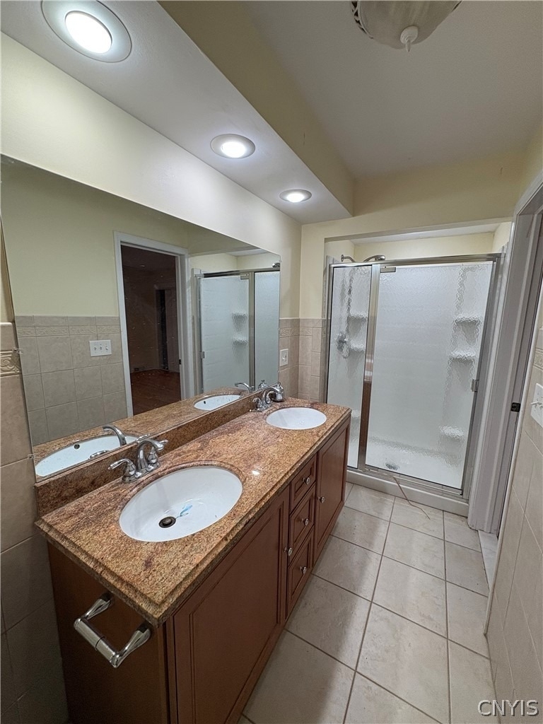 215 Locksley Road - Photo 16