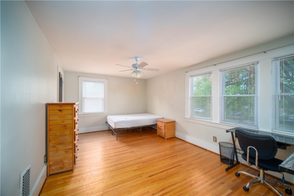 101 Crittenden Boulevard - Photo 8
