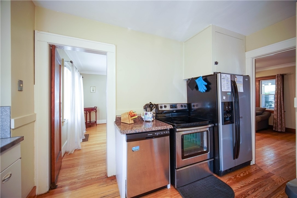 101 Crittenden Boulevard - Photo 5