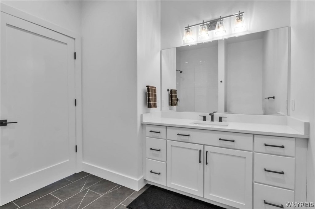 240 Lakefront Boulevard - Photo 33