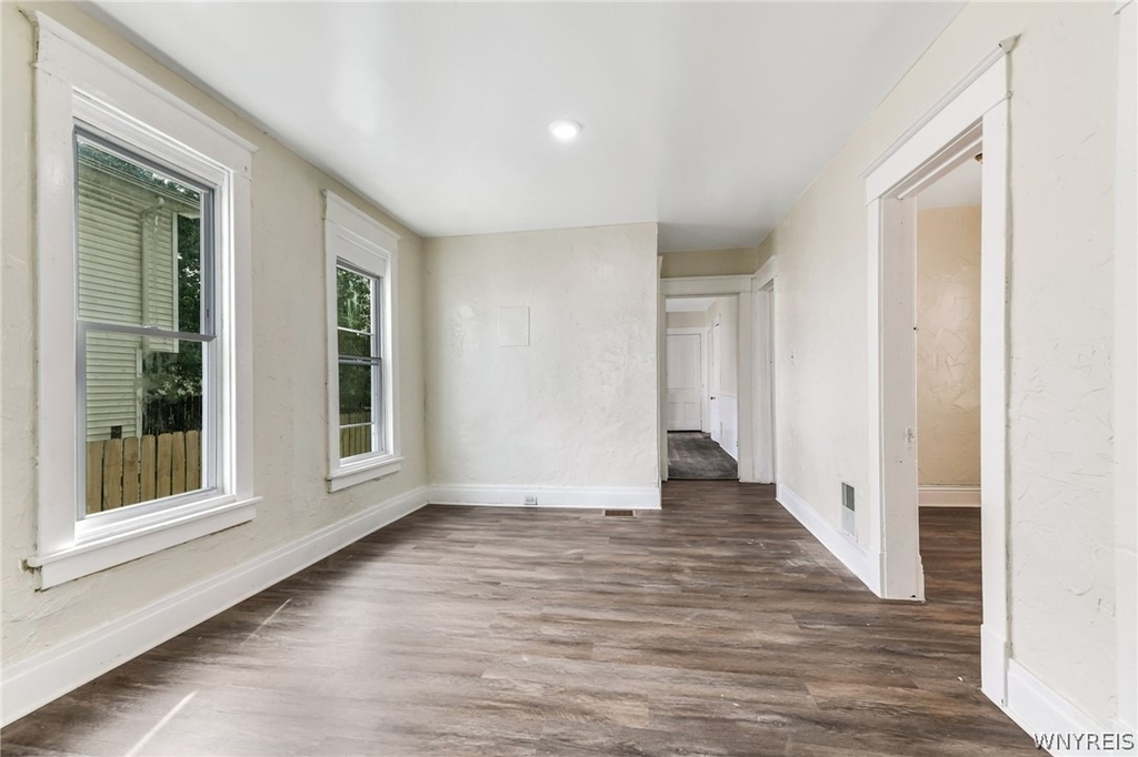 76 Chester Street - Photo 3