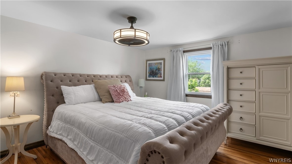 25 Villa Park - Photo 8