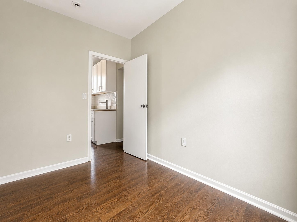 2254 5th Avenue - Photo 7