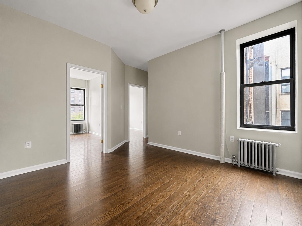 2254 5th Avenue - Photo 1