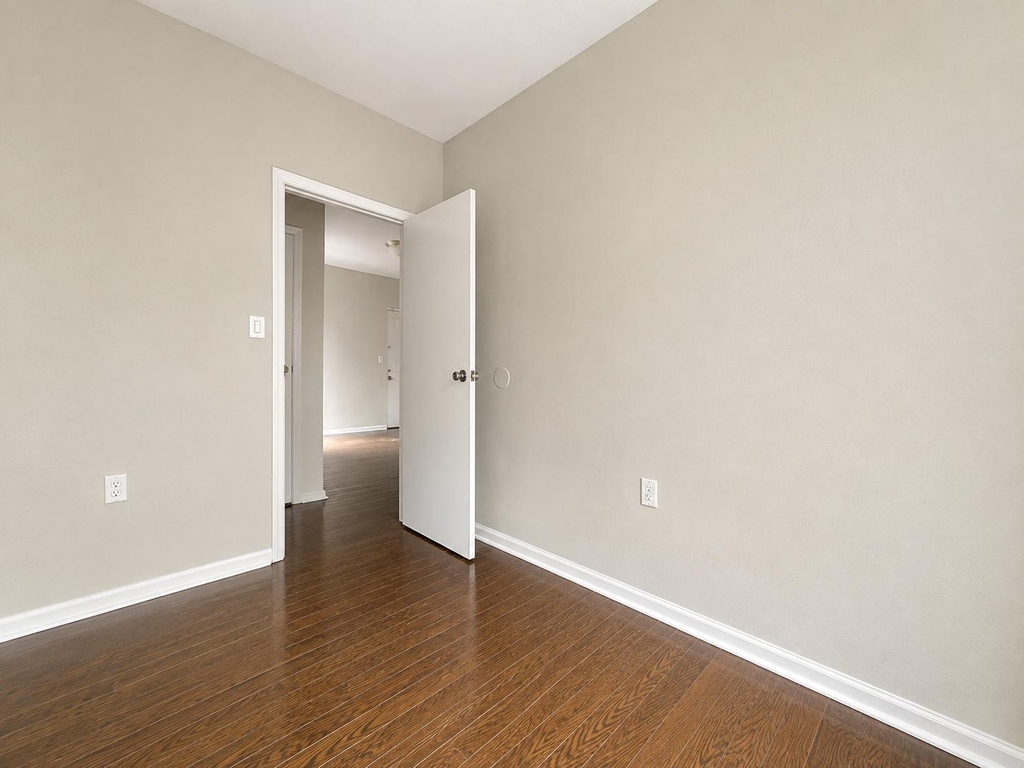 2254 5th Avenue - Photo 9