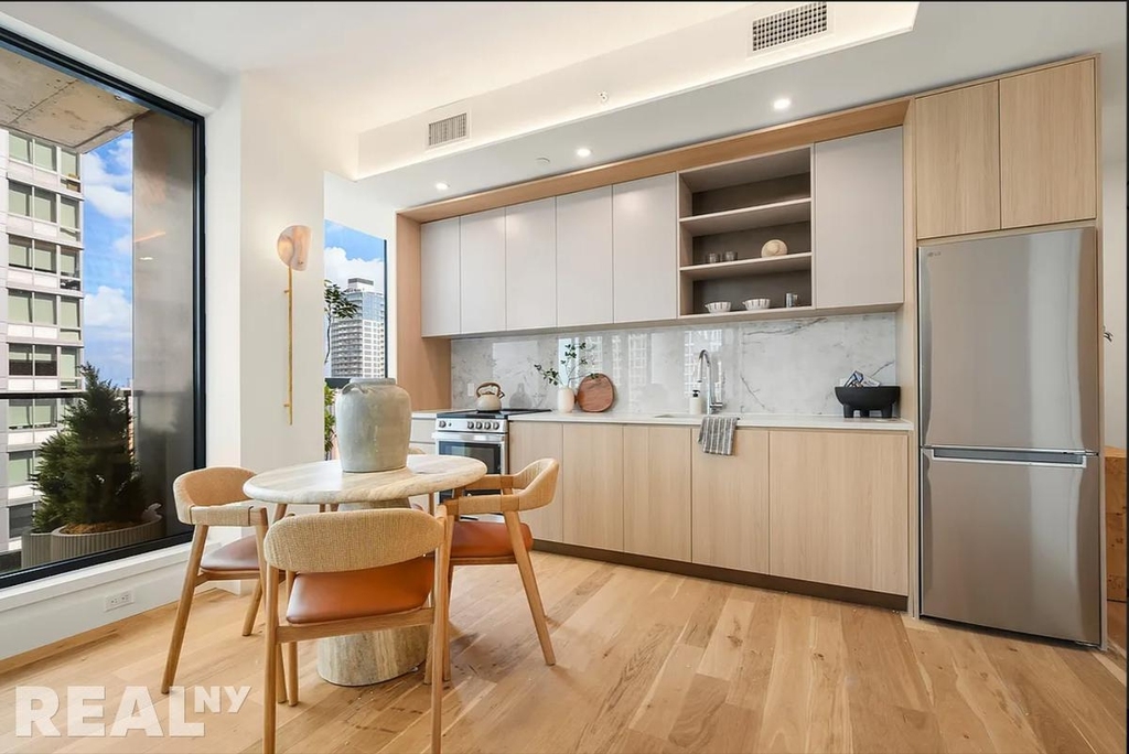 Rockwell Place - Photo 1