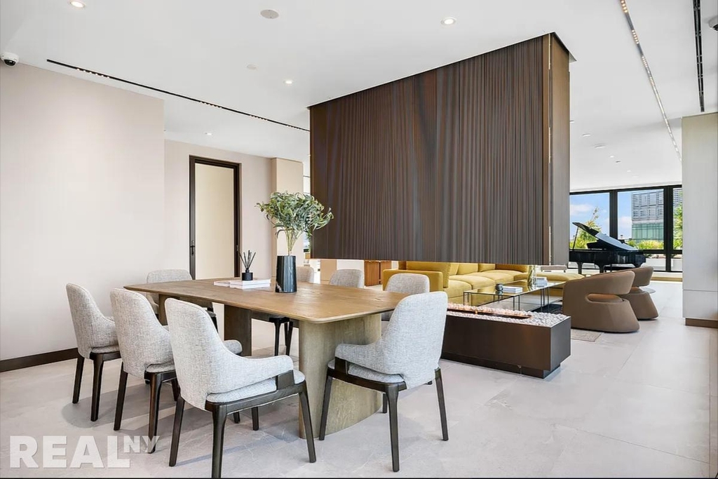 Rockwell Place - Photo 11