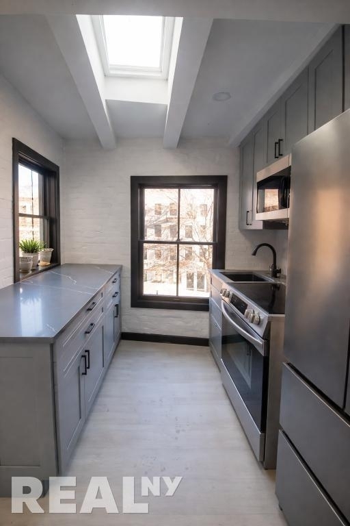 Hudson St - Photo 1