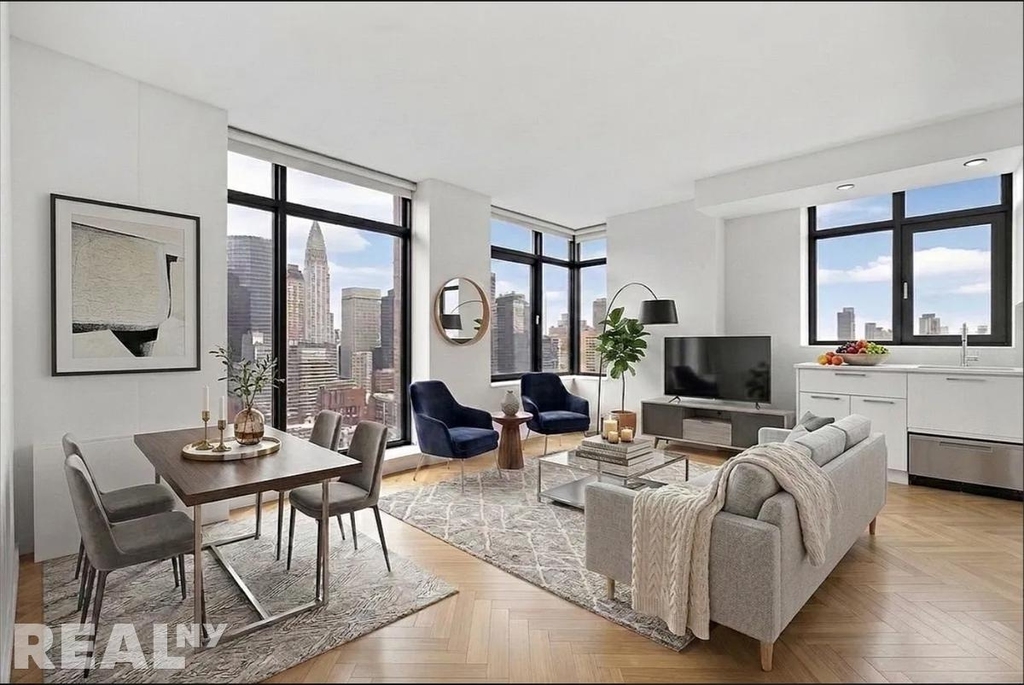 East 34th Street - Photo 0