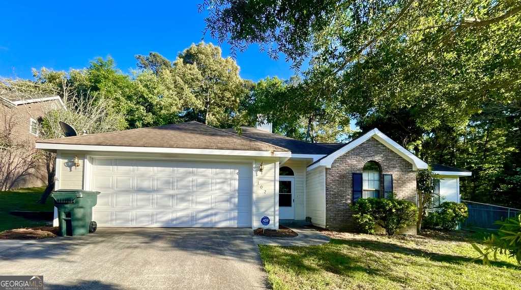 102 Ridgestone Court - Photo 0