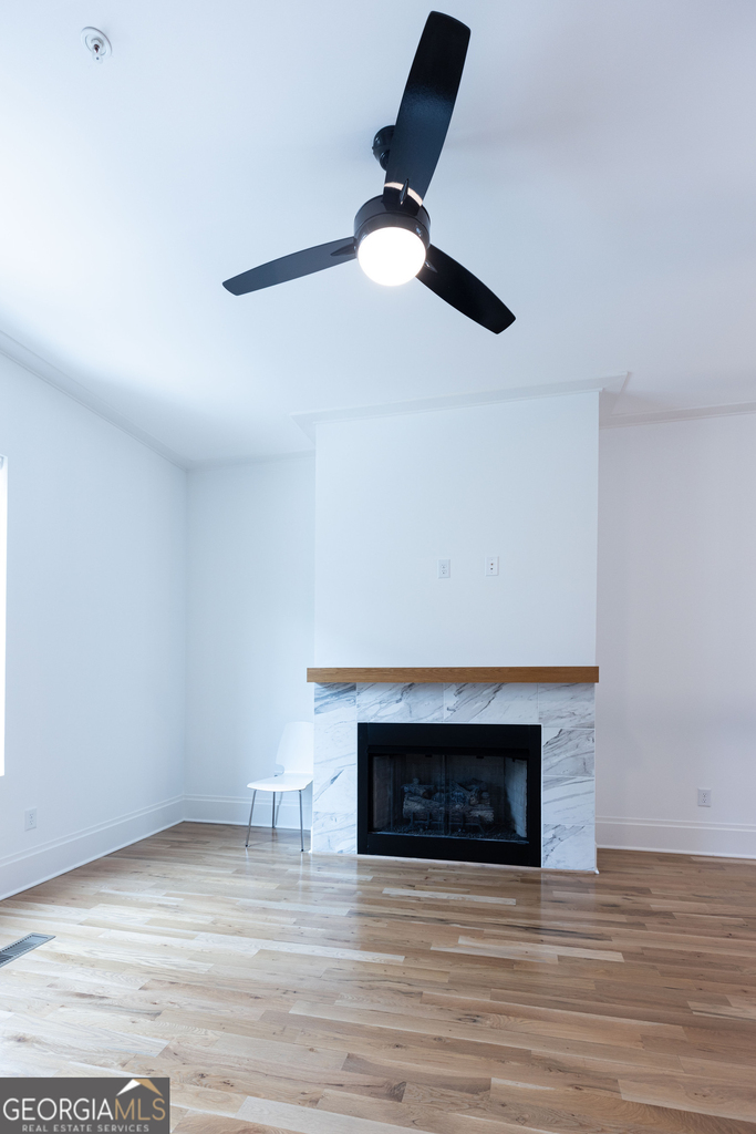 1836 Memorial Drive Se - Photo 2
