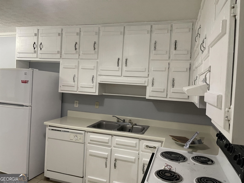 150 Hunters Lane - Photo 12