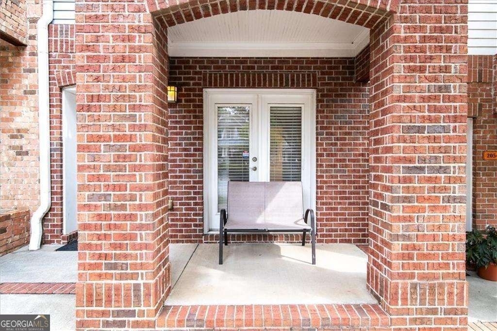 205 16th Street Nw - Photo 2