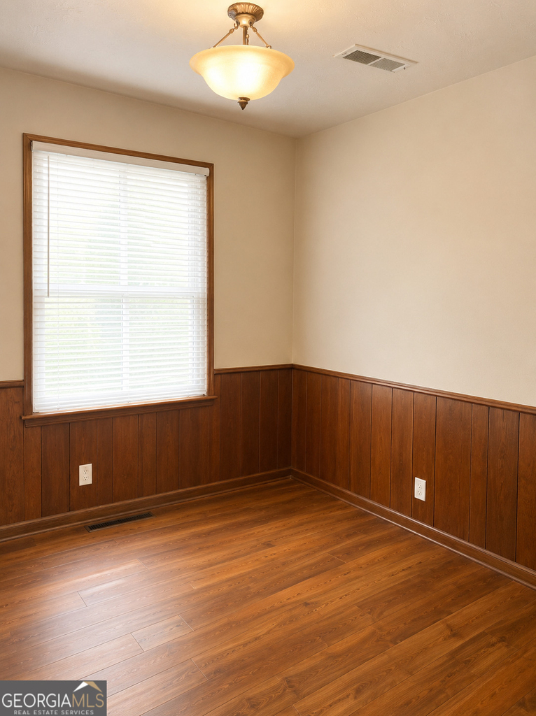 1856 Clinton Road - Photo 2
