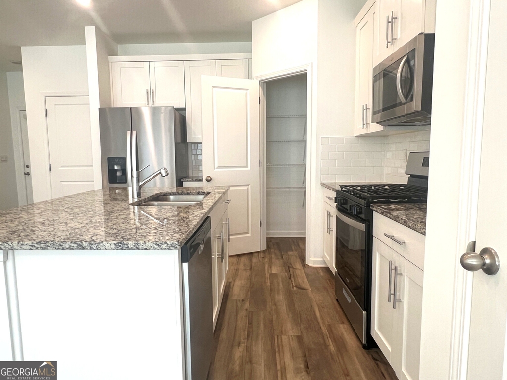 205 Bald Avenue - Photo 6