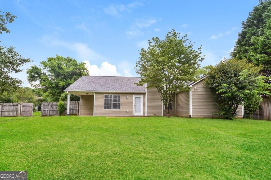 1525 Julianna Drive - Photo 3