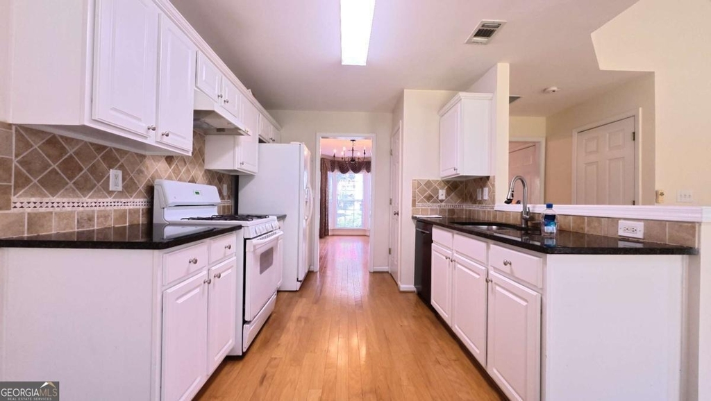 135 Friars Head Drive - Photo 25