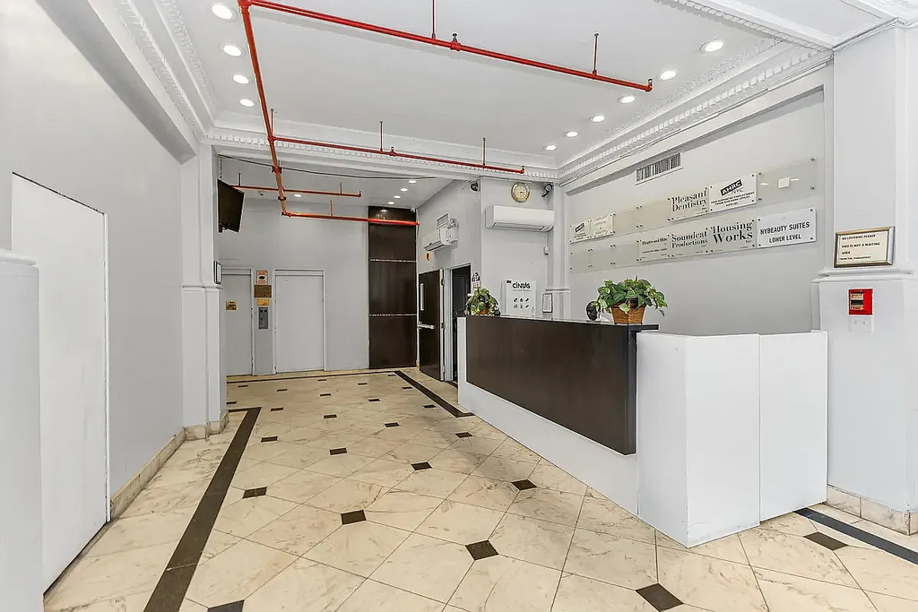 81 Willoughby Street - Photo 5