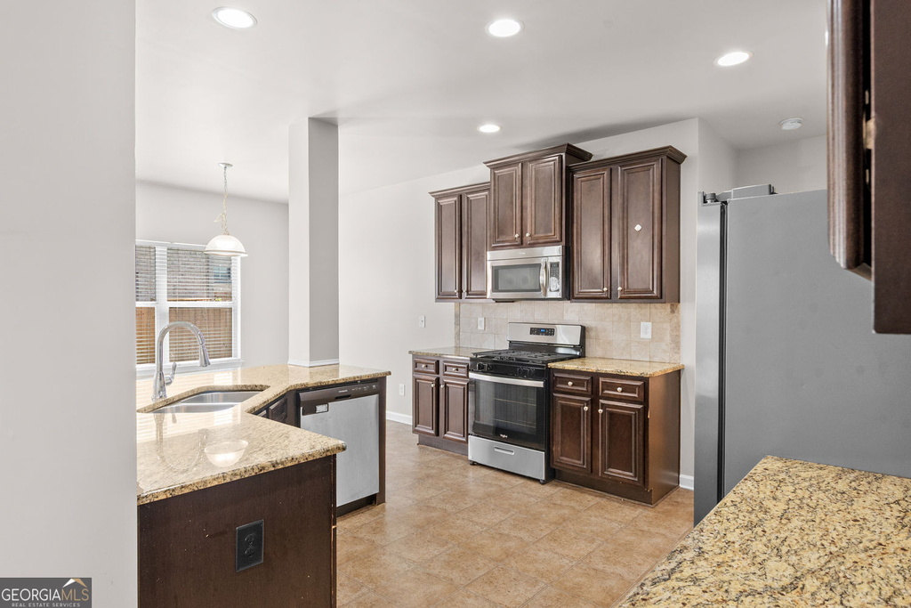 419 Live Oak Pass - Photo 12
