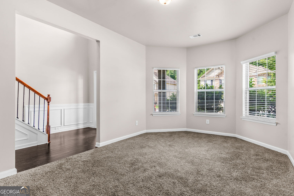 419 Live Oak Pass - Photo 6