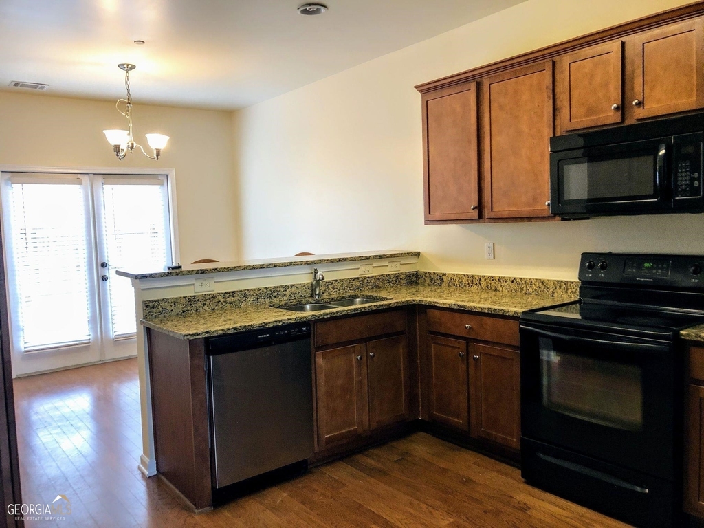 127 Red Maple Drive - Photo 5