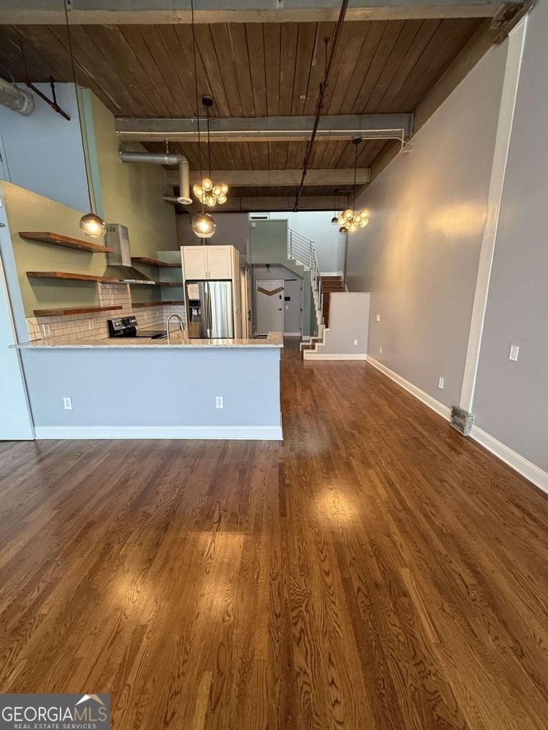 210 Walker Street Sw - Photo 6