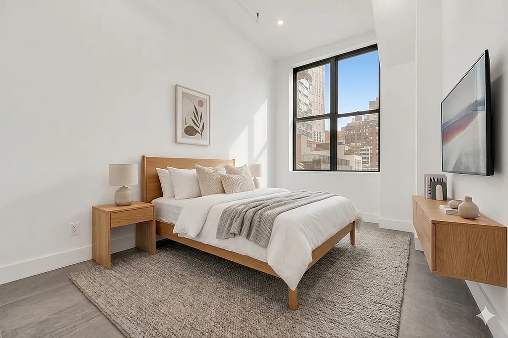 81 Willoughby Street - Photo 2