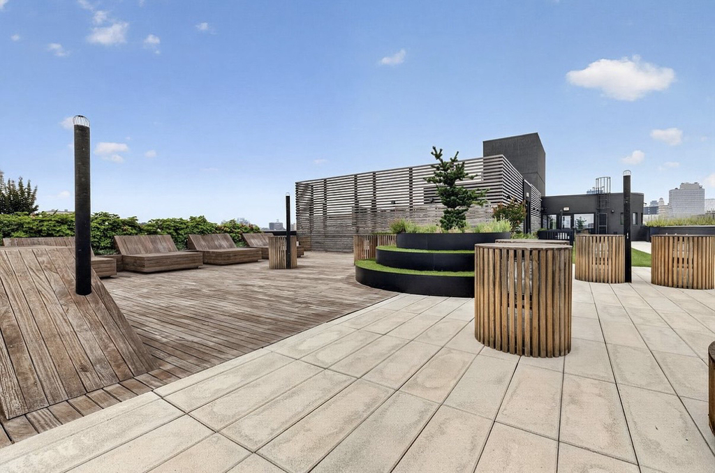 1010 Pacific Street - Photo 16